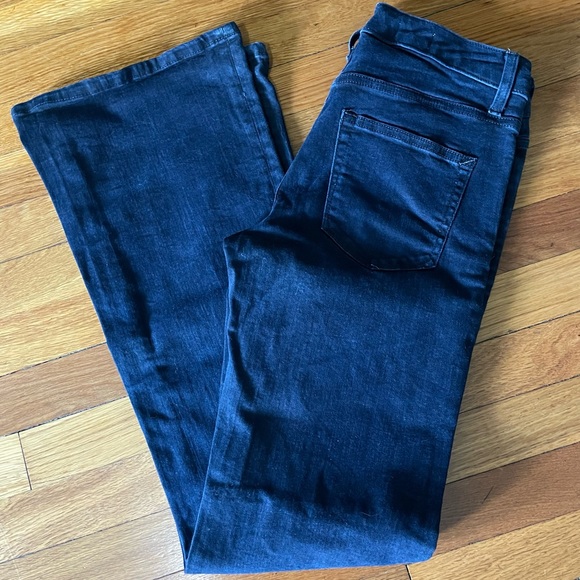 GAP Modern Flare Jeans - Picture 3 of 3